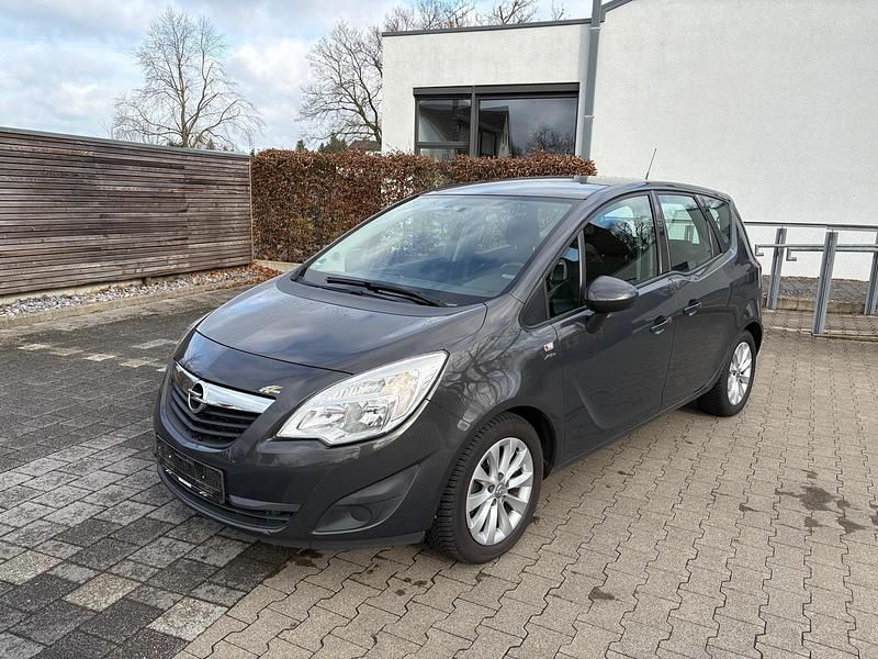 Gebraucht Opel Meriva 101 PS (74 kW) 2013 Grau Van / Kleinbus