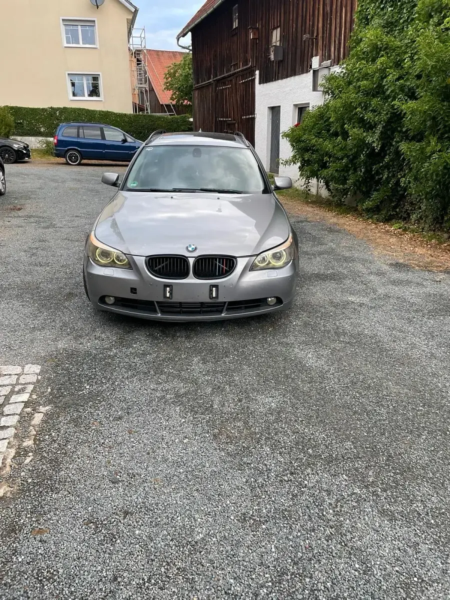Gebraucht BMW 535 270 PS (198 kW) 2005 Kombi