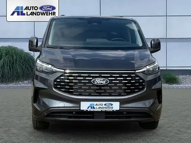 Neu Ford Tourneo Custom Titanium X 170 PS (125 kW) 2026 Magneticgrau (metallic) Van