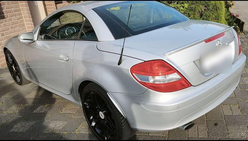 Gebraucht Mercedes SLK200 AMG Edition 1 163 PS (119 kW) 2007 Silber Cabrio