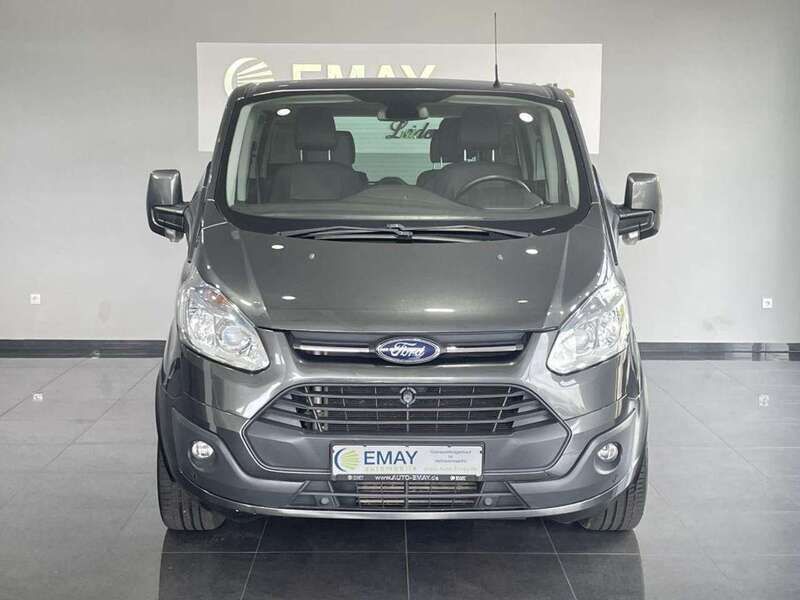Gebraucht Ford Tourneo Titanium 155 PS (114 kW) 2015 Grau Kombi