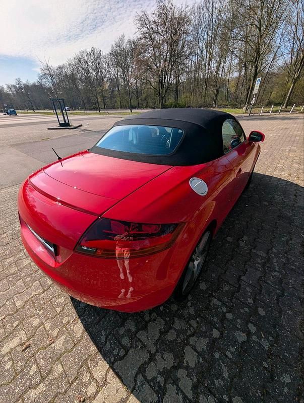 Gebraucht Audi TT 199 PS (146 kW) 2007 Rot Coupé