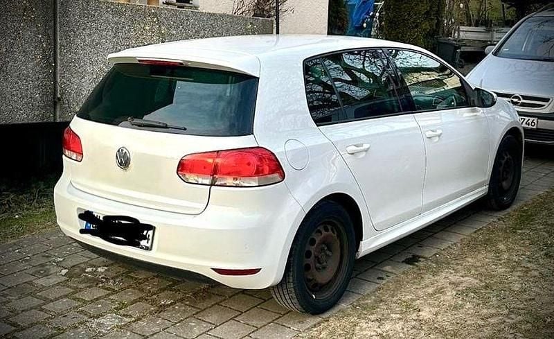 Gebraucht VW Golf VI 80 PS (58 kW) 2010 Schwarz Kleinwagen