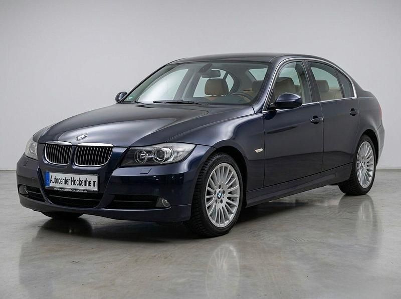 Gebraucht BMW 325 Sport Line 218 PS (160 kW) 2005 Blau Limousine