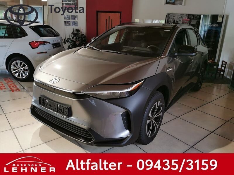 1l5 Gebraucht 2023 Toyota bZ4X Comfort SUV | 32.700 € (Guter Preis) - Bild 1/4