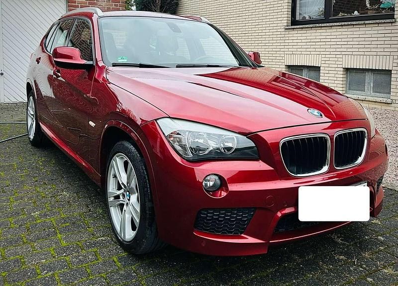 Rot Gebraucht 2011 BMW X1 M Sport SUV | 10.990 € (Teuer) - Bild 1/4