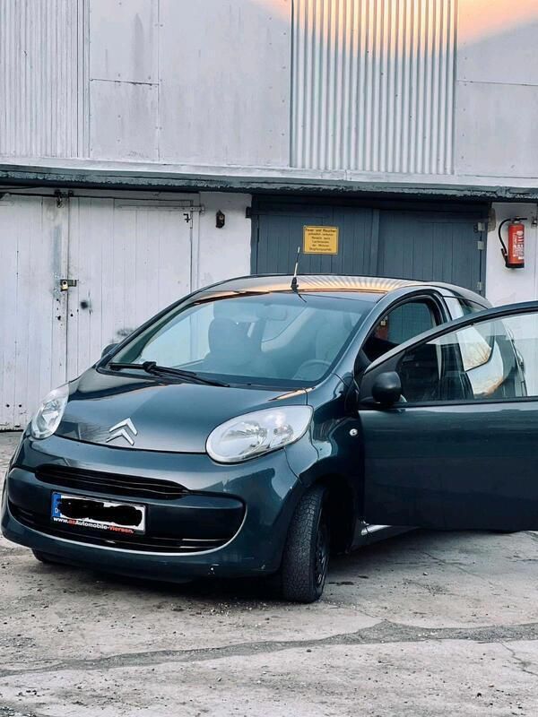 Andere außenfarben Gebraucht 2008 Citroën C1 Kleinwagen | 1.000 € (Guter Preis) - Bild 1/4