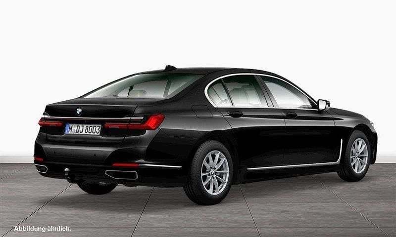Second-hand BMW 730 265 CP (194 kW) 2019 Negru Berlinǎ