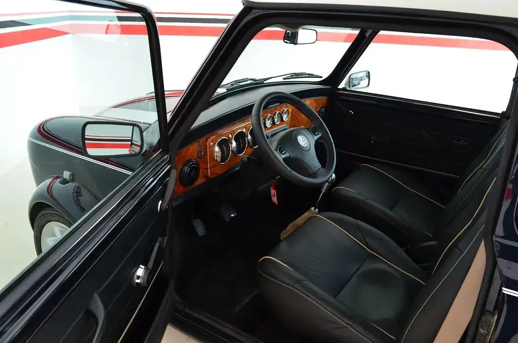 Gebraucht Mini Cooper Classic 63 PS (46 kW) 1998 Schwarz Kleinwagen