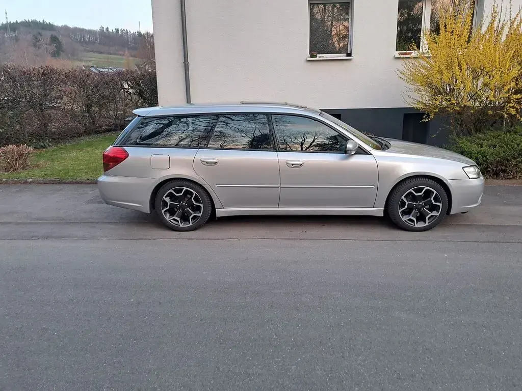 Gebraucht Subaru Legacy Comfort 165 PS (121 kW) 2006 Silber Kombi