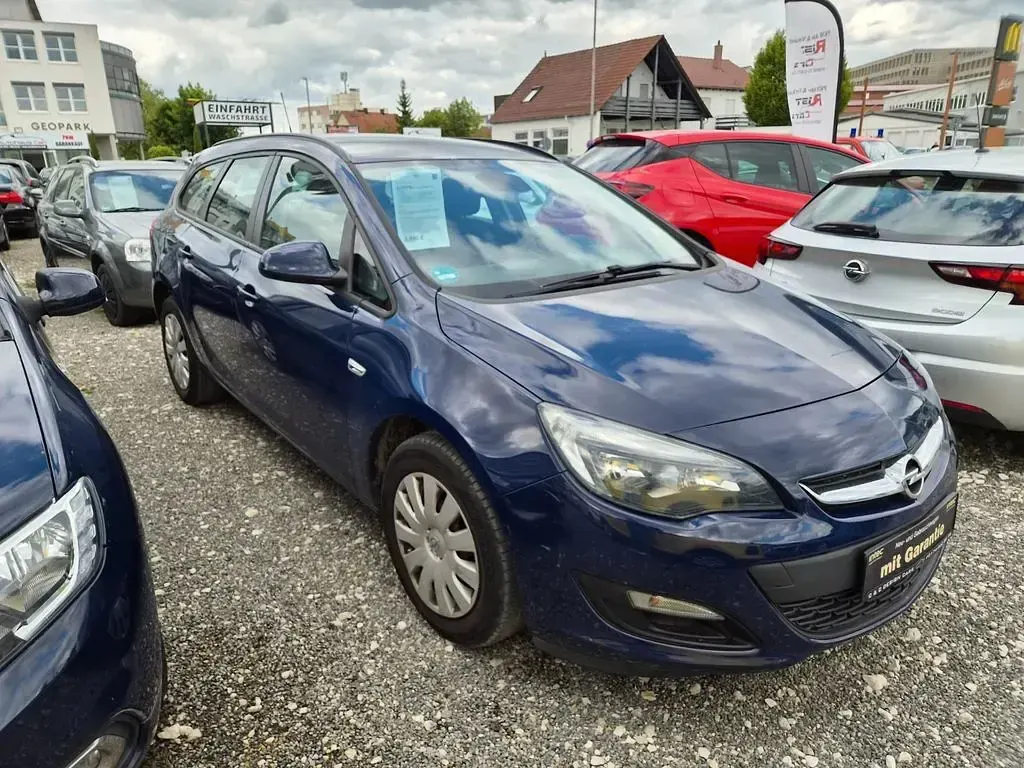Gebraucht Opel Astra Selection 116 PS (85 kW) 2015 Kombi