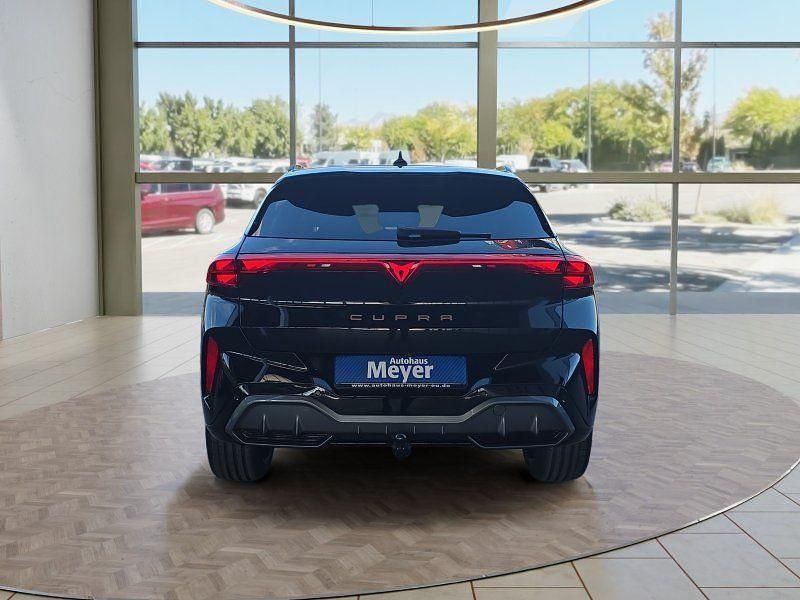Neu Cupra Terramar VZ 265 PS (194 kW) 2025 Midnight schwarz SUV