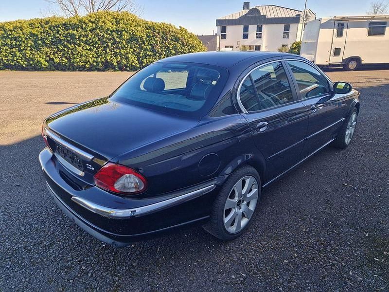 Gebraucht Jaguar X-type Executive 145 PS (106 kW) 2006 Schwarz Limousine