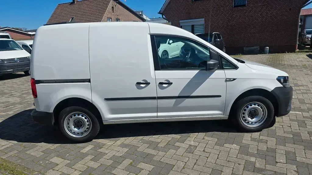 Gebraucht VW Caddy 75 PS (55 kW) 2020 Weiß Van / Kleinbus