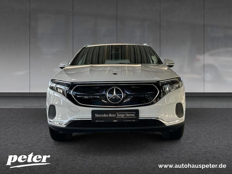 Unilack polarweiß Gebraucht 2022 Mercedes EQA250 Progressive SUV | 28.790 € (Fairer Preis) - Bild 1/4