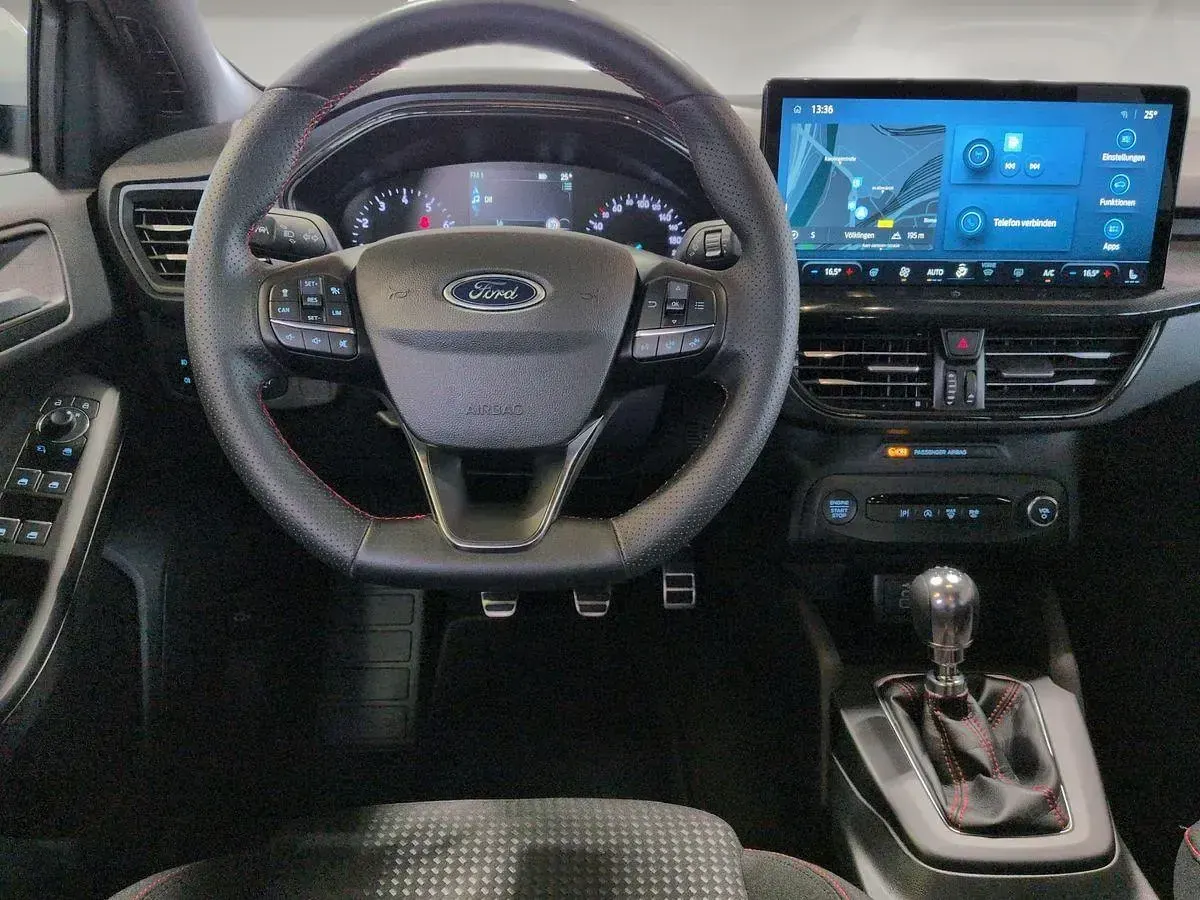 Gebraucht Ford Focus ST-Line 125 PS (91 kW) 2025 Frozen white (pn3gz) Kombi