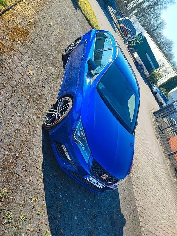 Gebraucht Seat Leon 4Drive 300 PS (220 kW) 2018 Blau Limousine