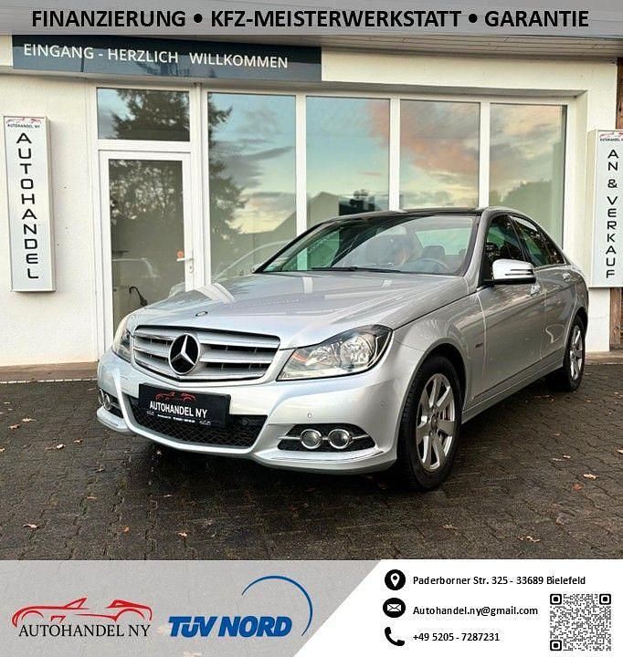 Silber Gebraucht 2011 Mercedes C180 Avantgarde Limousine | 6.580 € (Superpreis) - Bild 1/4