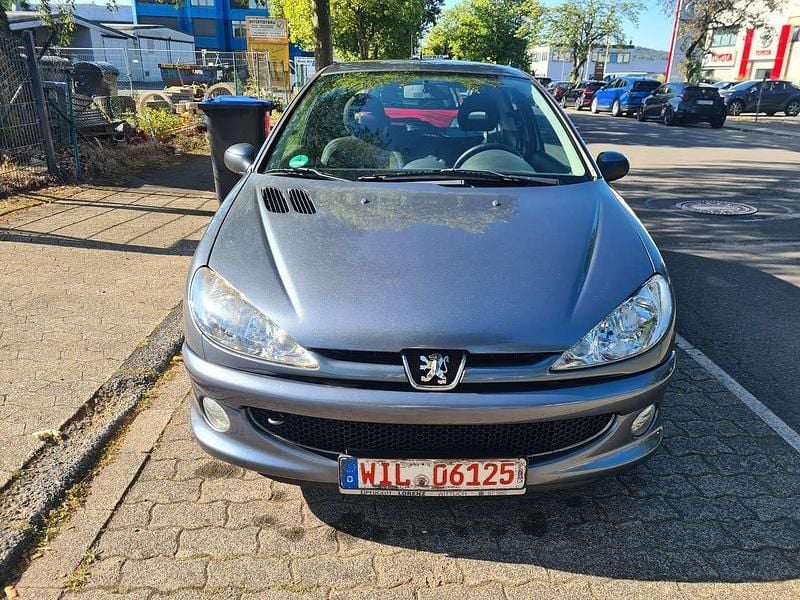 Gebraucht Peugeot 206 75 PS (55 kW) 2007 Antrazit Limousine