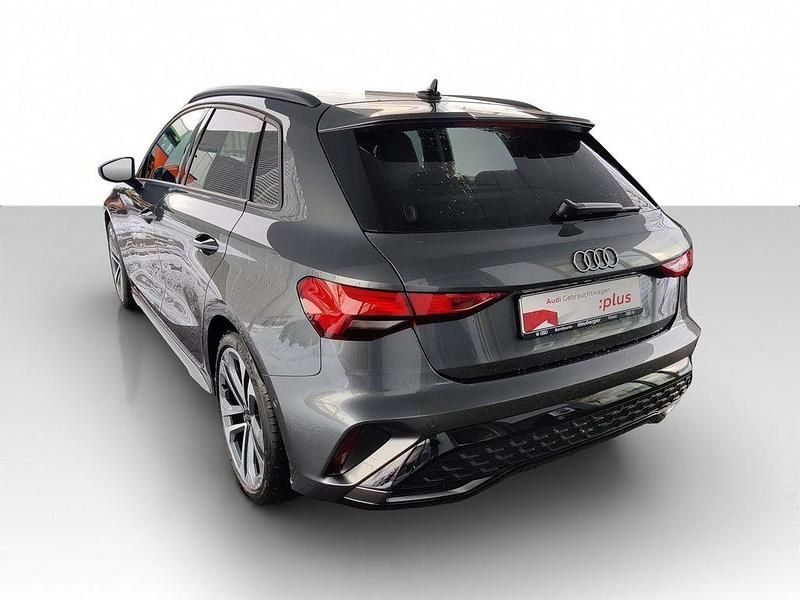 Gebraucht Audi A3 S-Line 150 PS (110 kW) 2025 Daytonagrau perleffekt Limousine