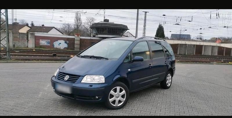 Blau Gebraucht 2003 VW Sharan Van / Kleinbus | 2.199 € (Guter Preis) - Bild 1/4