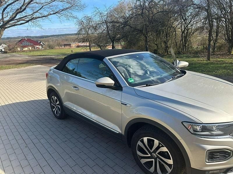 Gebraucht VW T-Roc Cabriolet Active 150 PS (110 kW) 2021 Grau Cabrio