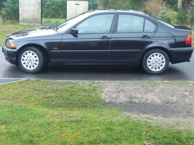 Gebraucht BMW 316 143 PS (105 kW) 2000 Schwarz metallic Limousine
