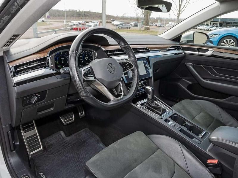 Gebraucht VW Arteon Elegance 218 PS (160 kW) 2021 Pure white Kombi