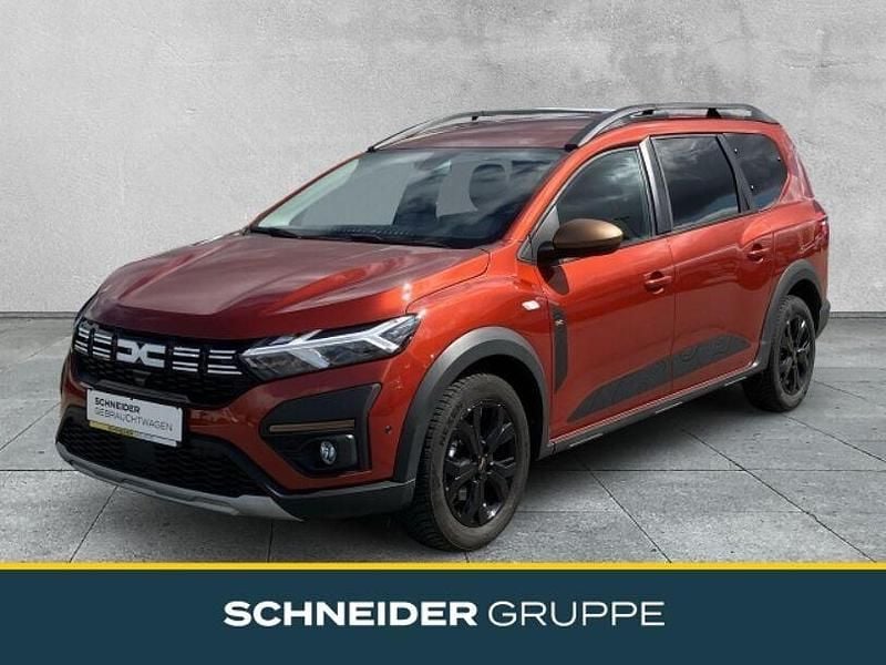 Braun Gebraucht 2024 Dacia Jogger Extreme Van / Kleinbus | 20.690 € (Fairer Preis) - Bild 1/4