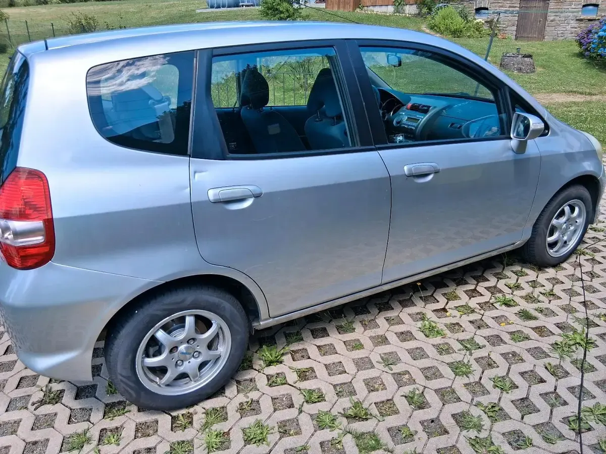 Gebraucht Honda Jazz 84 PS (61 kW) 2006 Silber Kleinwagen