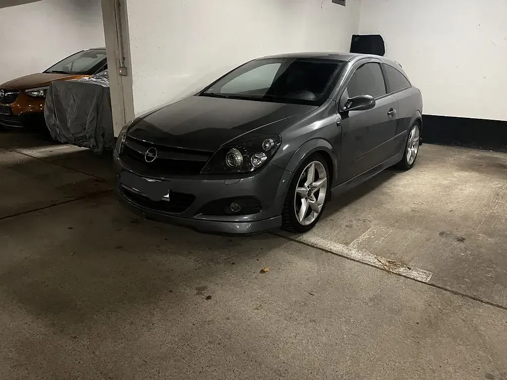 Gebraucht Opel Astra 200 PS (147 kW) 2005 Grau Coupé