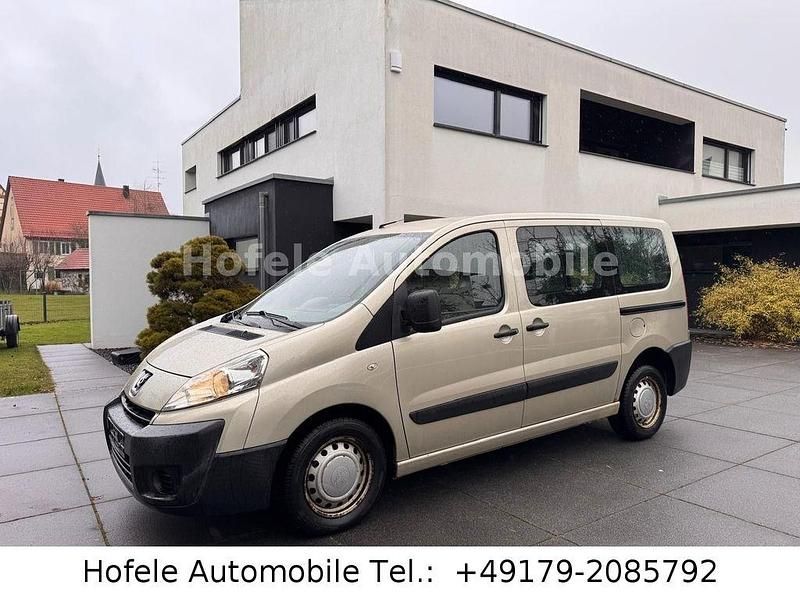Gold Gebraucht 2010 Peugeot TePee Van / Kleinbus | 5.950 € (Fairer Preis) - Bild 1/4