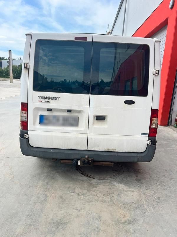 Second-hand Ford Transit 86 CP (63 kW) 2011 Alb Monovolum