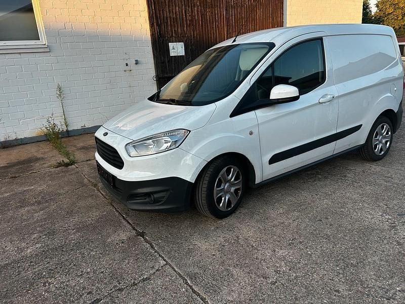 Weiß Gebraucht 2018 Ford Transit Van / Kleinbus | 2.880 € - Bild 1/4