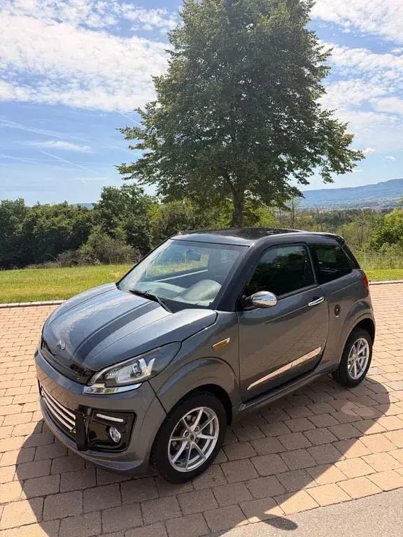Gebraucht Ligier JS50 2017 Grau Kleinwagen