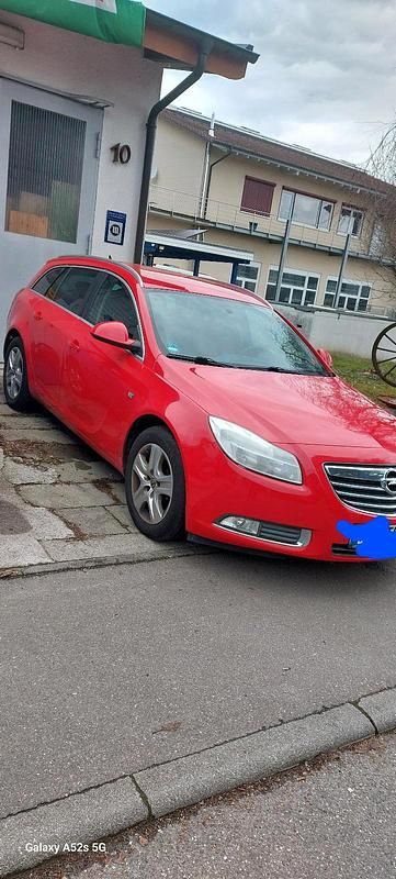 Rot Gebraucht 2011 Opel Insignia Sport Kombi | 2.800 € (Superpreis) - Bild 1/4