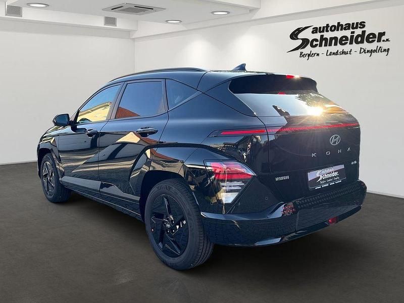 Neu Hyundai Kona Trend 150 kW (204 PS) 2025 Abyss black SUV