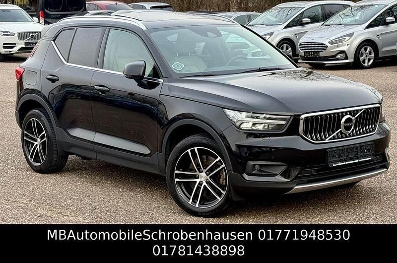 Schwarz Gebraucht 2021 Volvo XC40 Inscription SUV | 20.999 € (Guter Preis) - Bild 1/4