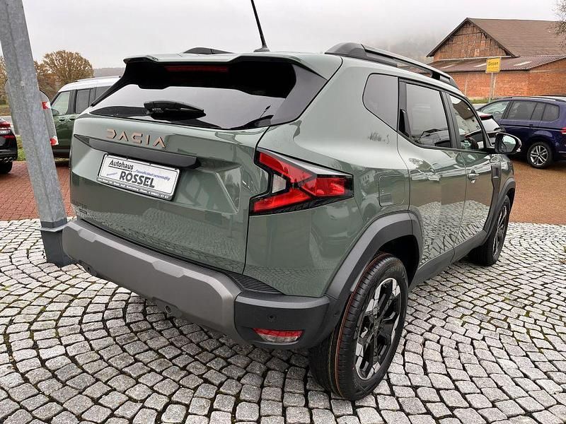 Neu Dacia Duster Extreme 141 PS (103 kW) 2025 Grün SUV