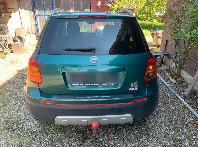 Gebraucht Fiat Sedici 120 PS (88 kW) 2007 Grün SUV