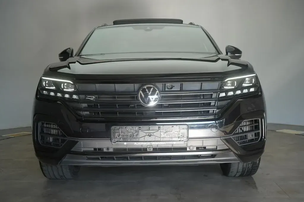 Gebraucht VW Touareg R 462 PS (339 kW) 2022 Schwarz SUV