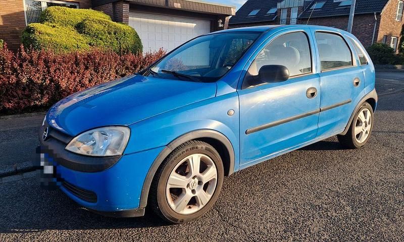 Blau Gebraucht 2001 Opel Corsa Limousine | 750 € (Guter Preis) - Bild 1/4