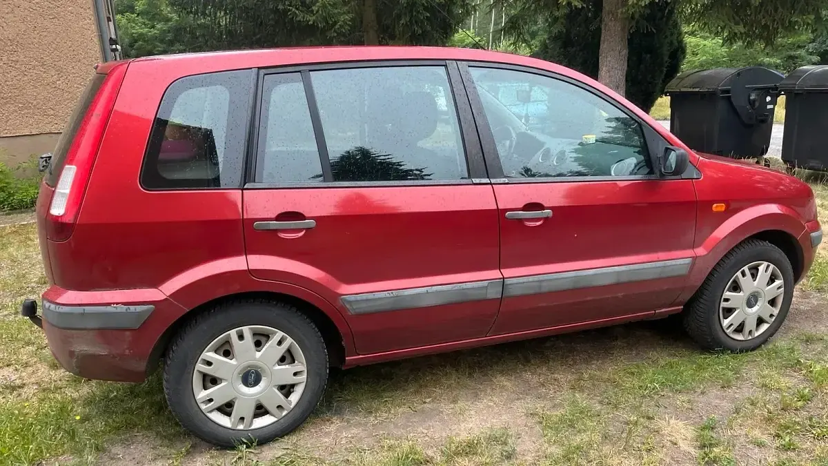 Gebraucht Ford Fusion 65 PS (47 kW) 2006 Rot Kleinwagen