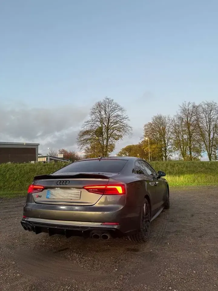 Gebraucht Audi S5 354 PS (260 kW) 2017 Grau Coupé