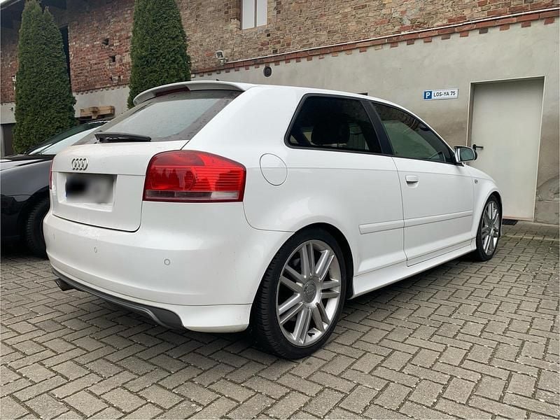 Second-hand Audi S3 265 CP (194 kW) 2007 Alb Hatchback