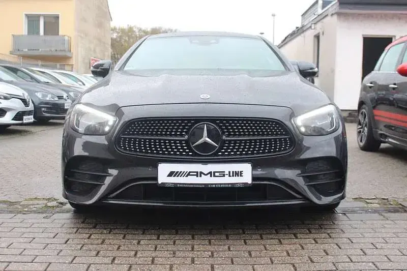 Gebraucht Mercedes E220 AMG 194 PS (142 kW) 2009 Grau Coupé