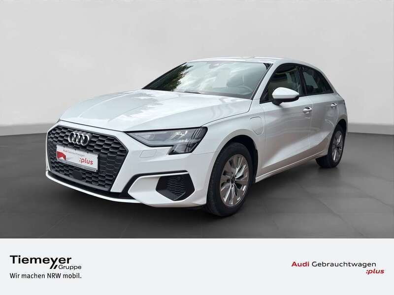 Ibisweiß Gebraucht 2022 Audi A3 e-tron Kleinwagen | 22.940 € (Fairer Preis) - Bild 1/4