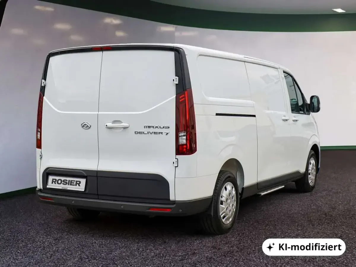 Neu Maxus V70 147 PS (108 kW) 2026 Weiss / warm white Van