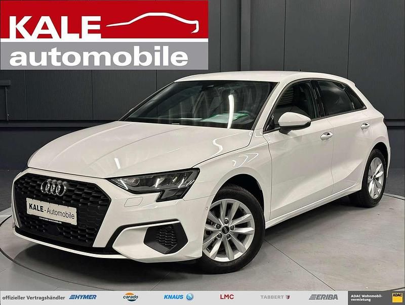Ibisweiß Gebraucht 2024 Audi A3 Sportback Sport Kombi | 30.970 € (Superpreis) - Bild 1/4