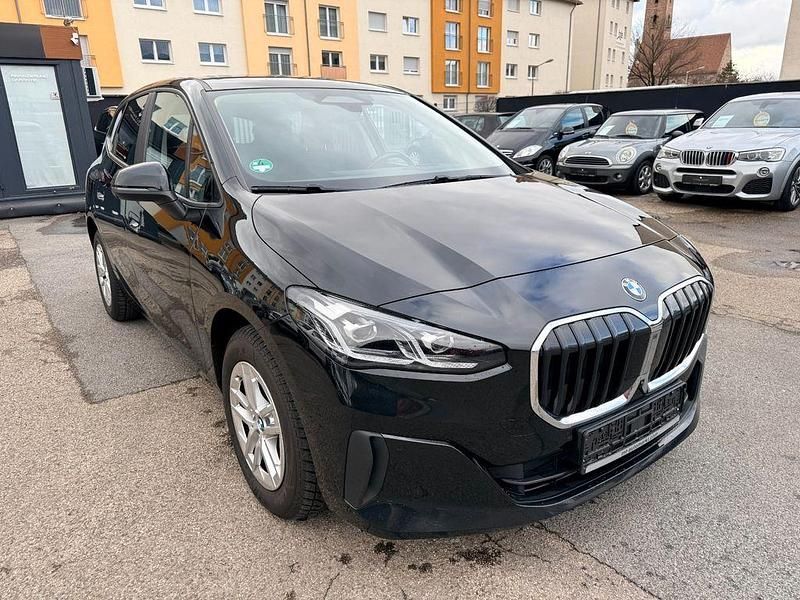 Gebraucht BMW 218 Active Tourer 150 PS (110 kW) 2023 Schwarz Van / Kleinbus